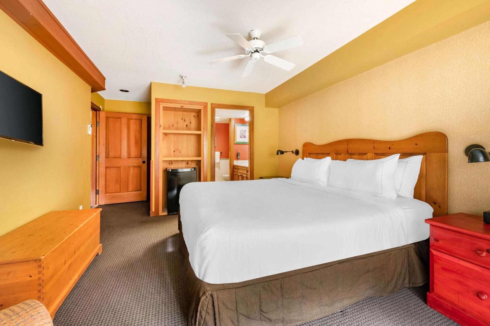 Hotel Hilton Grand Vacations Club Whistler Extérieur photo