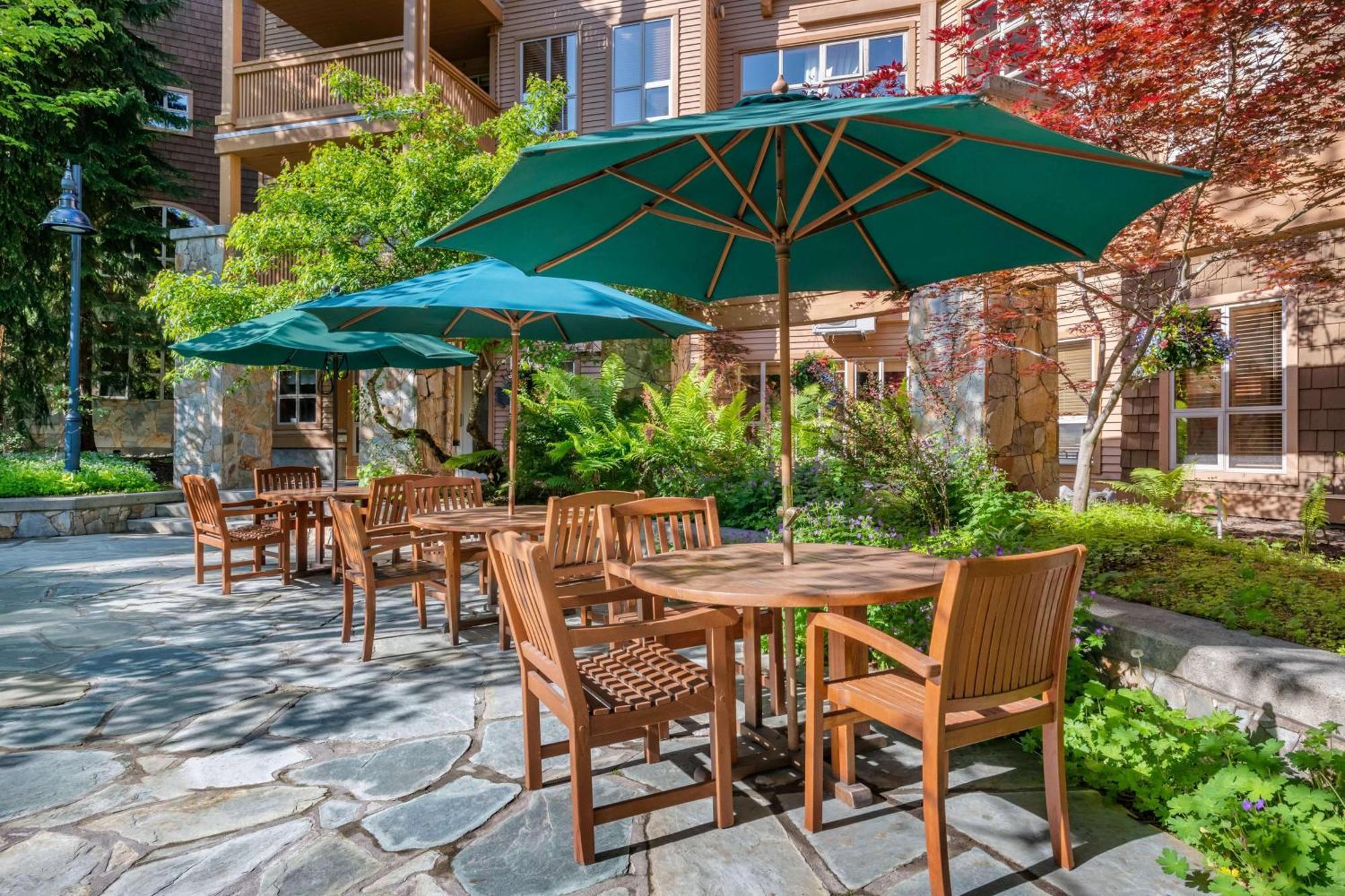 Hotel Hilton Grand Vacations Club Whistler Extérieur photo