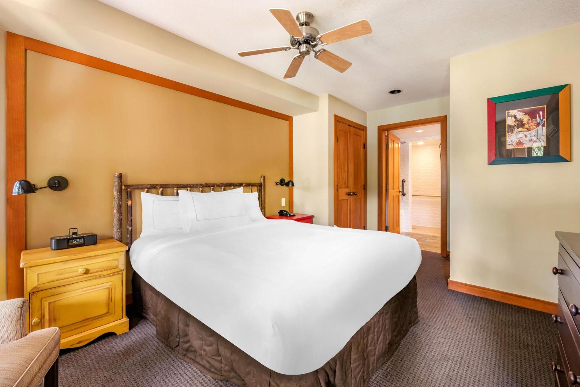 Hotel Hilton Grand Vacations Club Whistler Extérieur photo